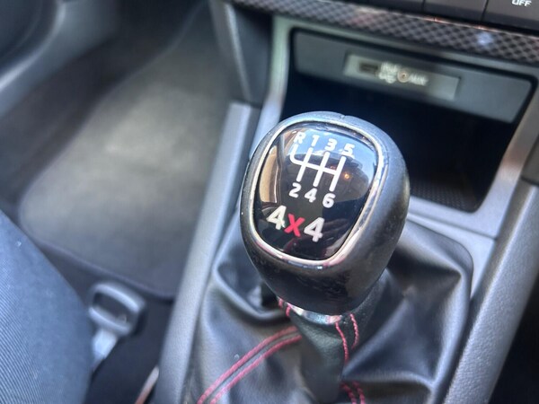 Used Skoda Yeti 2015 for sale - 76040940: Photo 30
