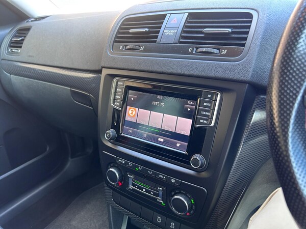 Used Skoda Yeti 2015 for sale - 76040940: Photo 32