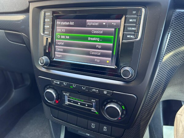 Used Skoda Yeti 2015 for sale - 76040940: Photo 36