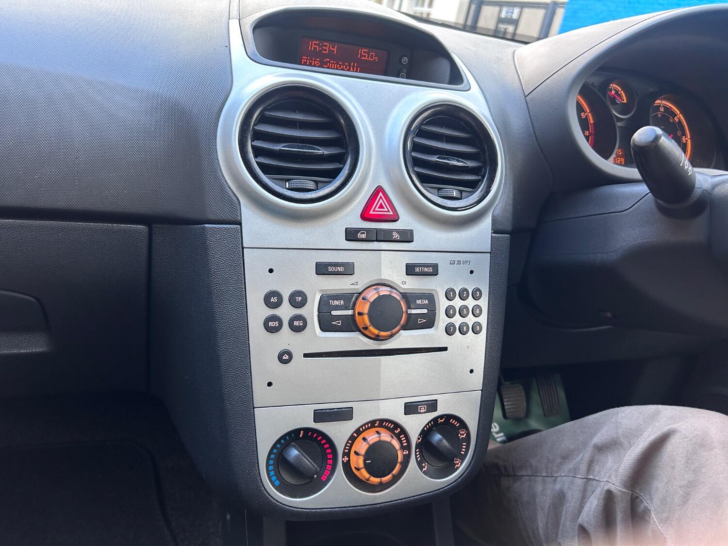 Used Vauxhall Corsa 2014 for sale - 76369310: Photo 31