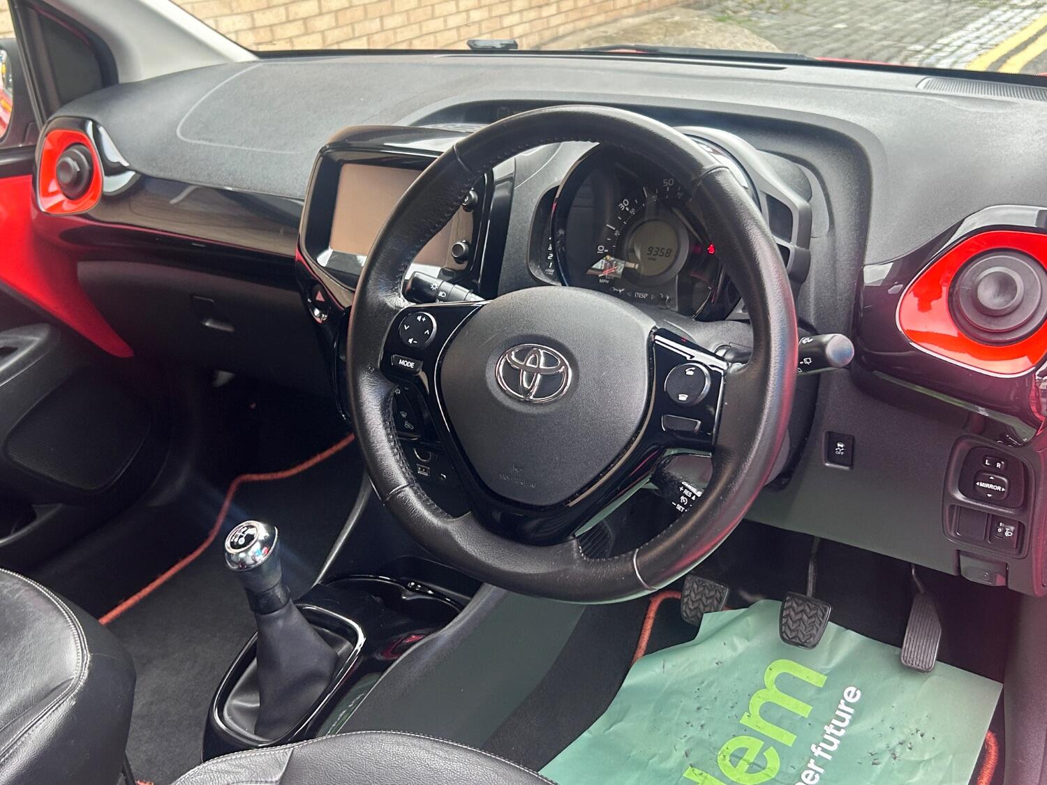 Used Toyota AYGO 2015 for sale - 76324780: Photo 20