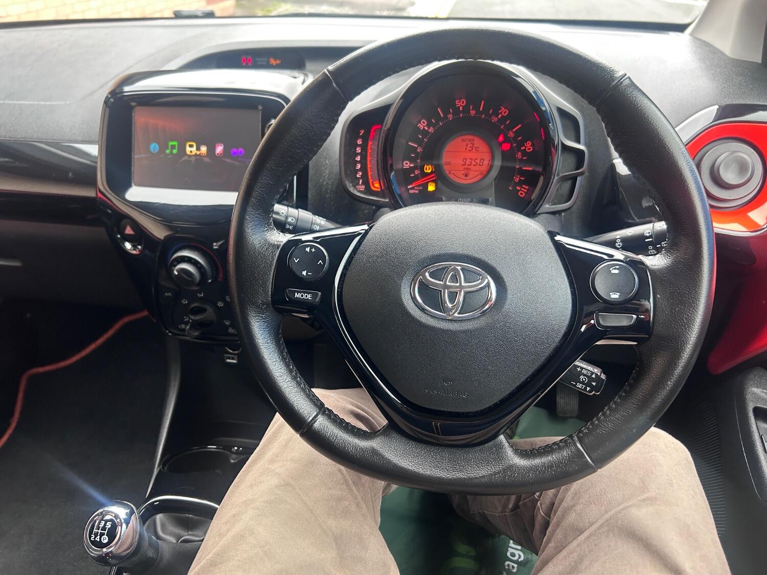 Used Toyota AYGO 2015 for sale - 76324780: Photo 22
