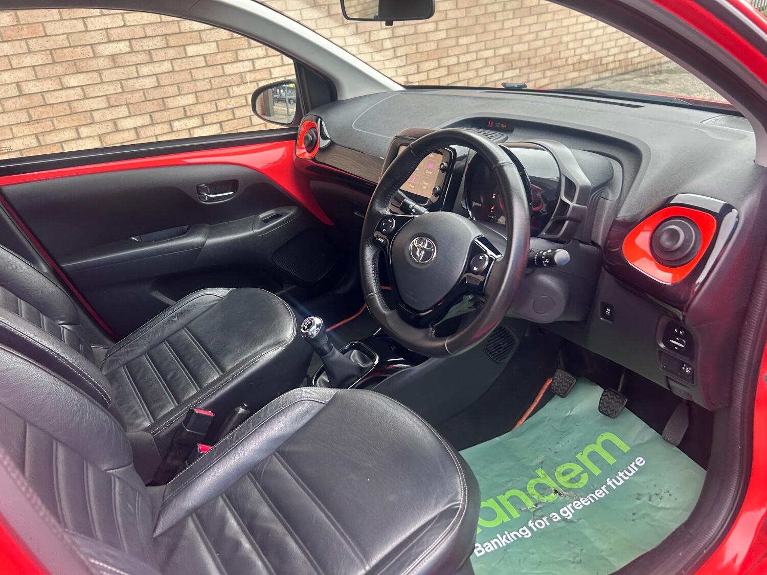 Used Toyota AYGO 2015 for sale - 76324780: Photo 35