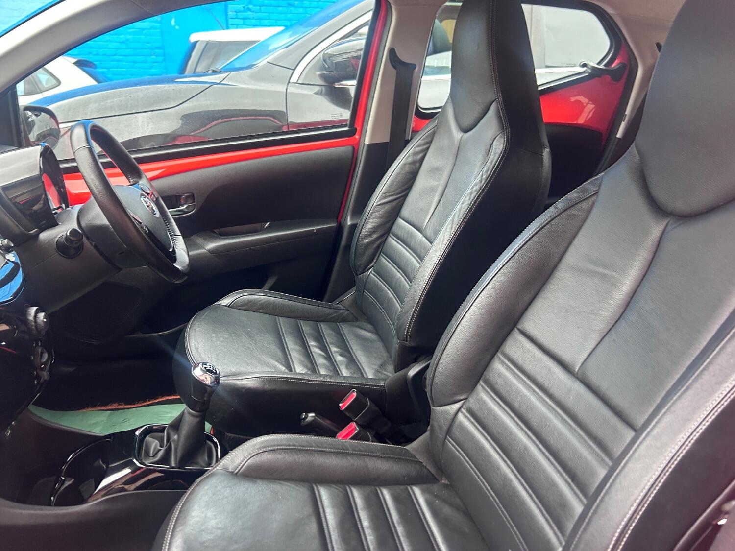 Used Toyota AYGO 2015 for sale - 76324780: Photo 42