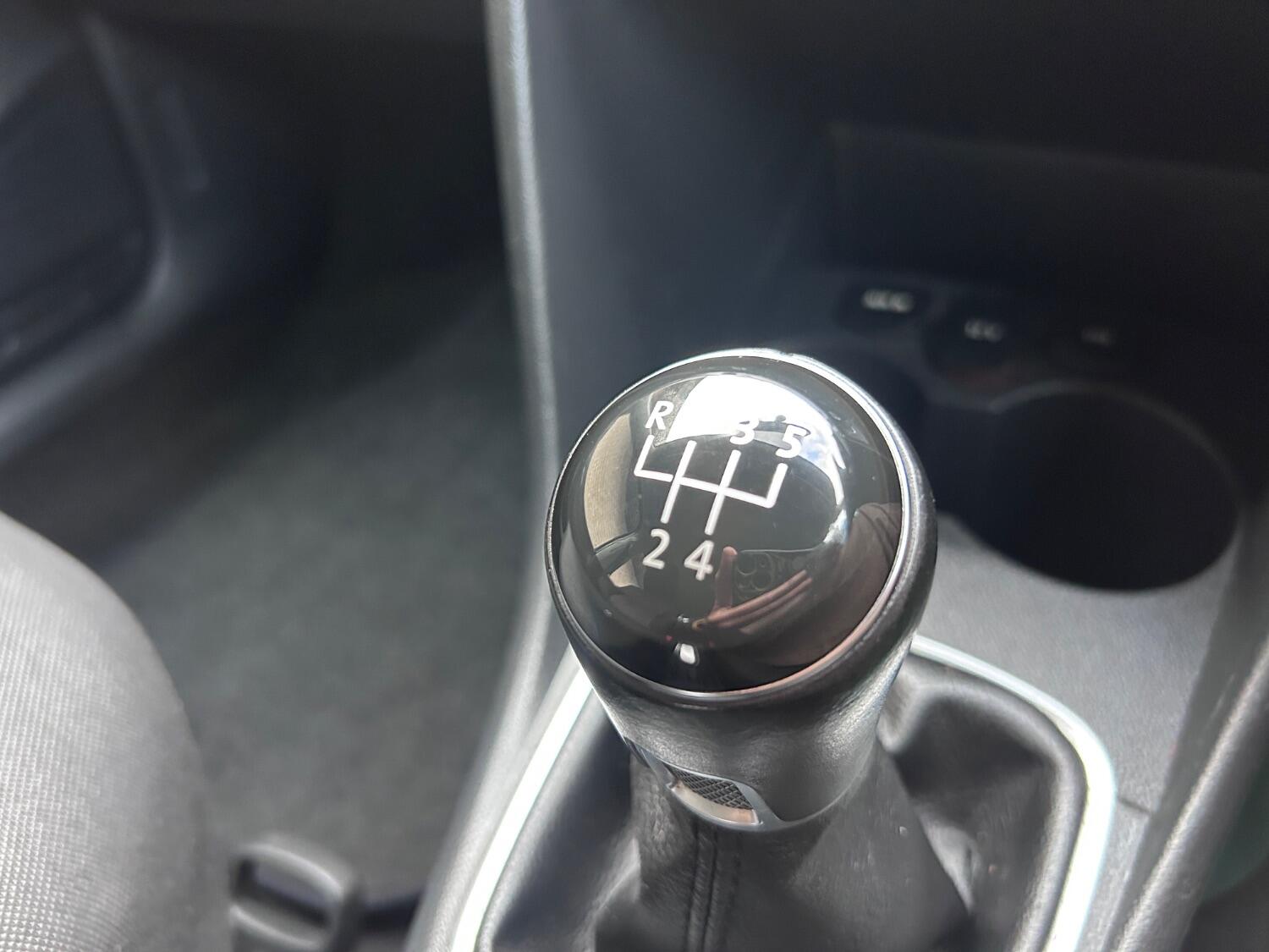 Used Volkswagen Polo 2015 for sale - 76347167: Photo 29