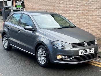Used Volkswagen Polo 2015 for sale - 76347167: Photo