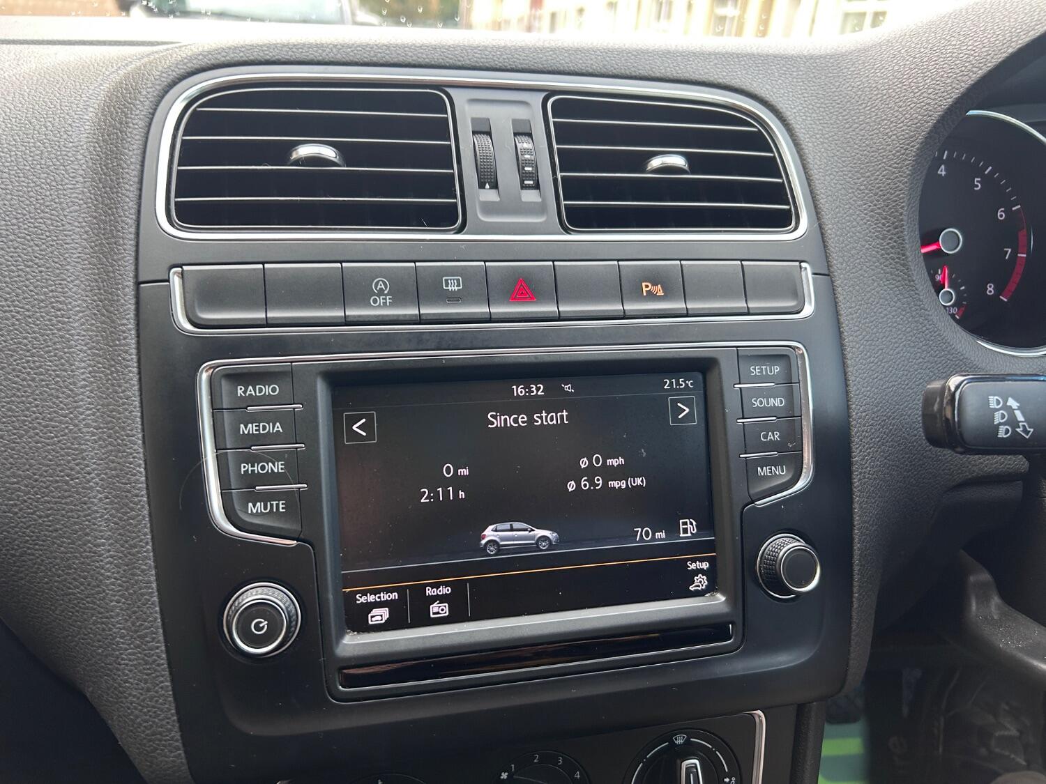 Used Volkswagen Polo 2015 for sale - 76347167: Photo 31