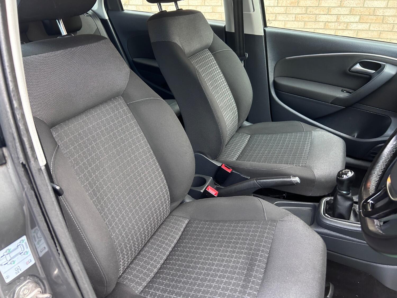 Used Volkswagen Polo 2015 for sale - 76347167: Photo 36