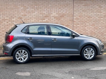 Used Volkswagen Polo 2015 for sale - 76347167: Photo