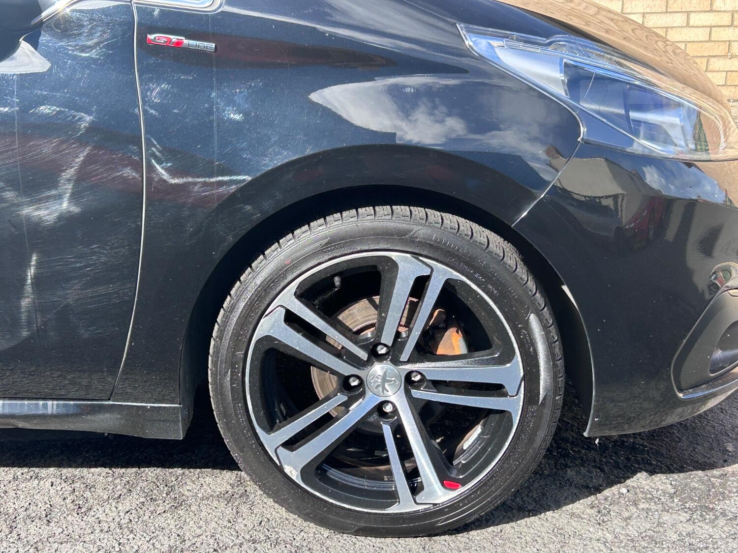 Used Peugeot 208 2017 for sale - 77464771: Photo 11