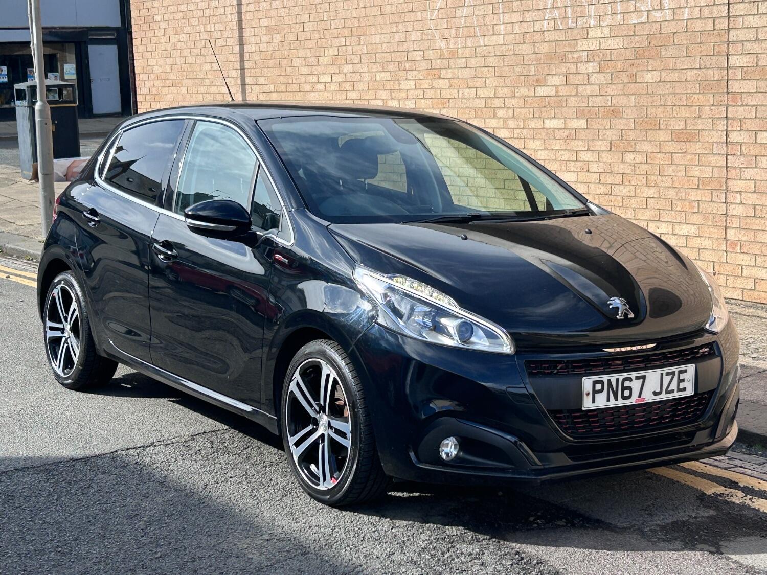 Used Peugeot 208 2017 for sale - 77464771: Photo 2