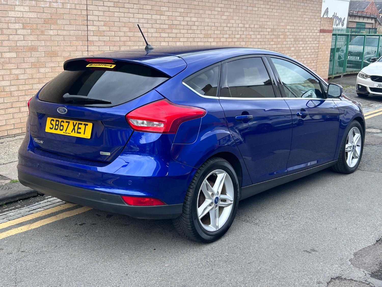 Used Ford Focus 2017 for sale - 77464747: Photo 4