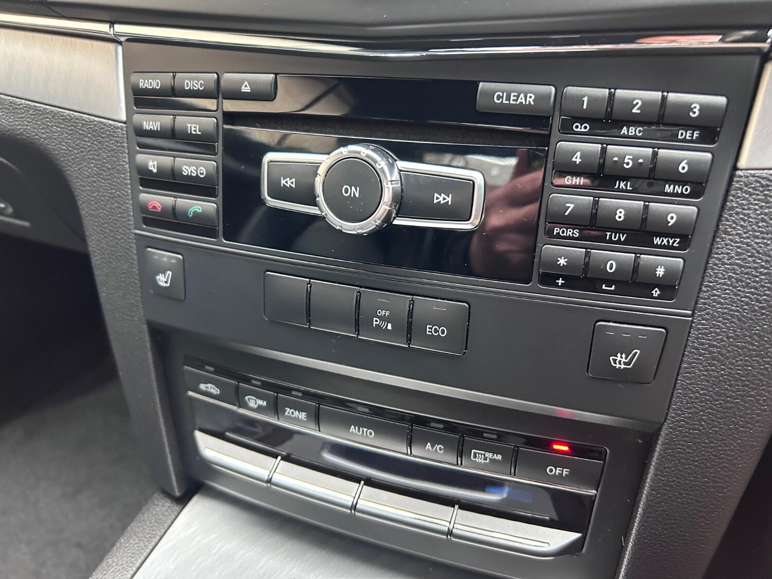 Used Mercedes-Benz E Class 2012 for sale - 76369362: Photo 26
