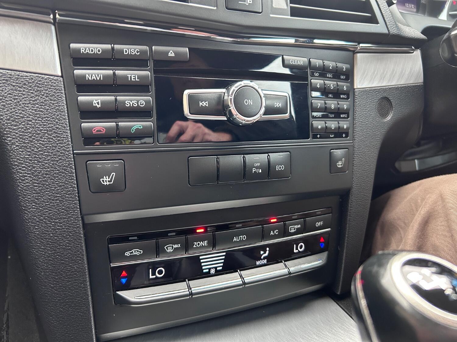 Used Mercedes-Benz E Class 2012 for sale - 76369362: Photo 34