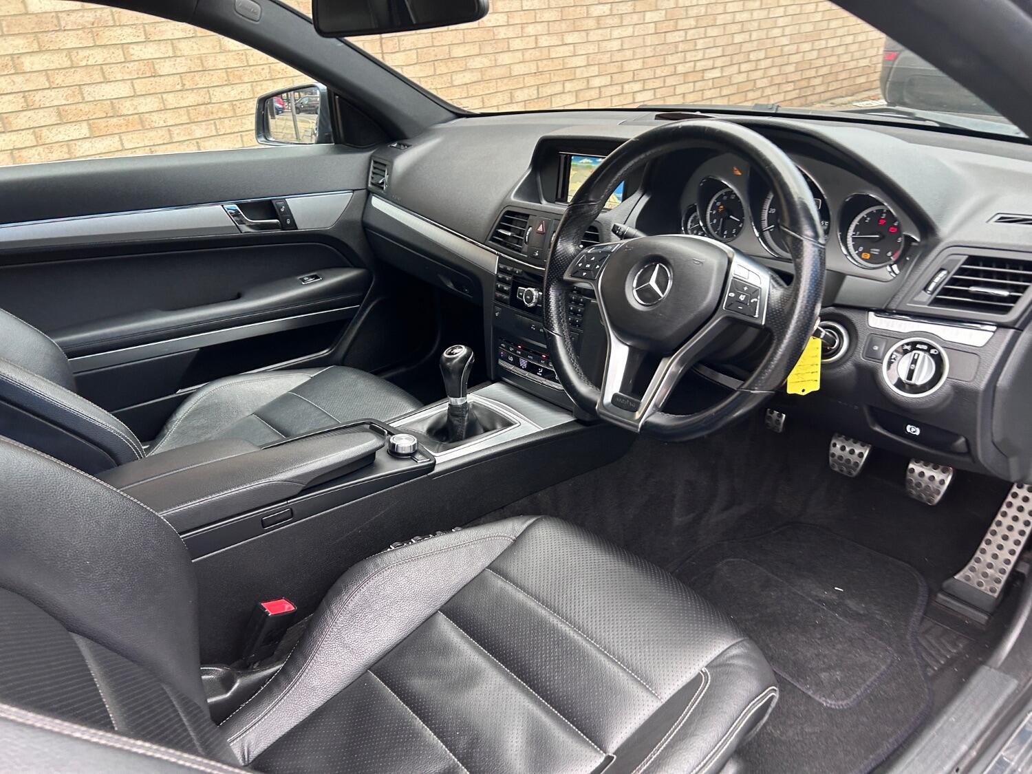Used Mercedes-Benz E Class 2012 for sale - 76369362: Photo 35