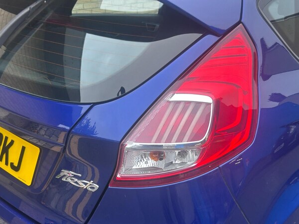 Used Ford Fiesta 2017 for sale - 76257628: Photo 12