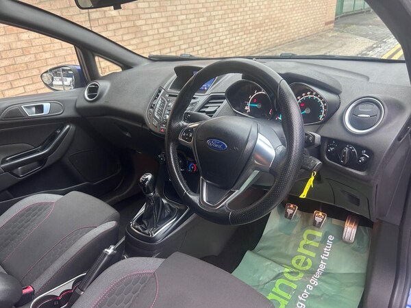 Used Ford Fiesta 2017 for sale - 76257628: Photo 21