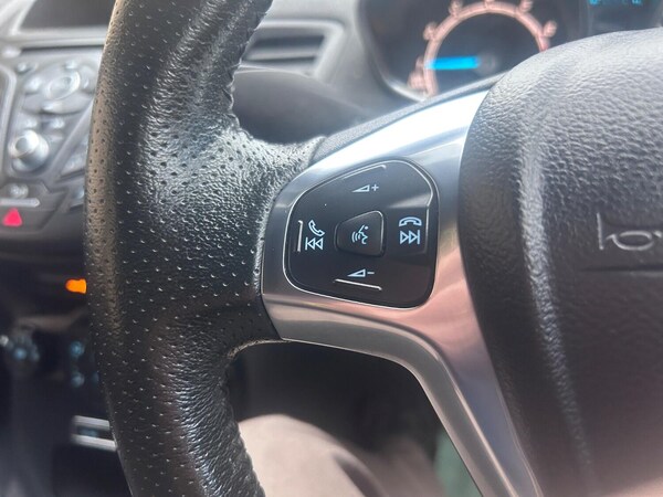 Used Ford Fiesta 2017 for sale - 76257628: Photo 24