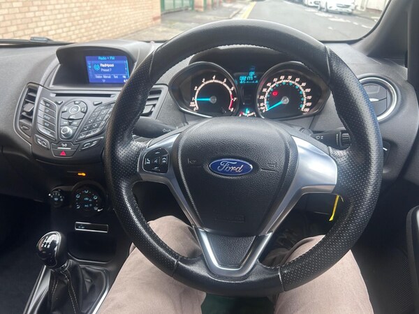 Used Ford Fiesta 2017 for sale - 76257628: Photo 29