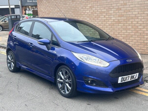 Used Ford Fiesta 2017 for sale - 76257628: Photo 2