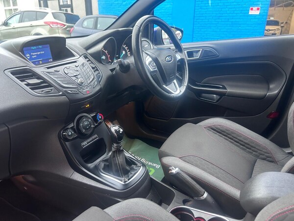 Used Ford Fiesta 2017 for sale - 76257628: Photo 51
