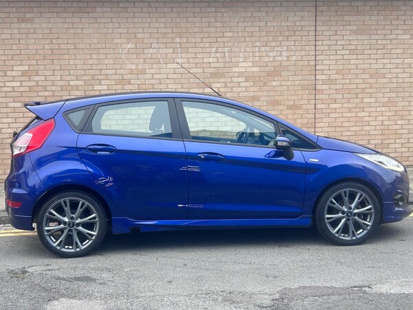 Used Ford Fiesta 2017 for sale - 76257628: Photo 7