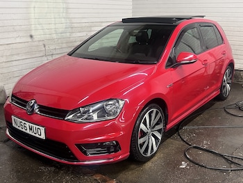 2016 - 2.0 TDI BlueMotion Tech R-Line Edition 5-Door