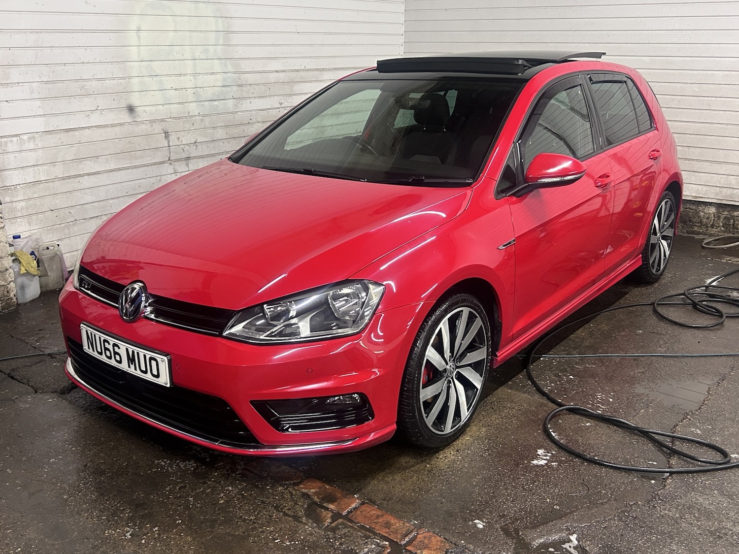Used Volkswagen Golf 2016 for sale - 76769430: Photo 2