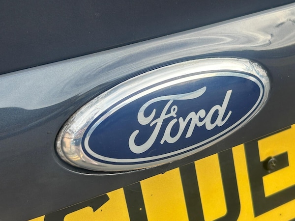 Used Ford C-Max 2011 for sale - 76252361: Photo 16