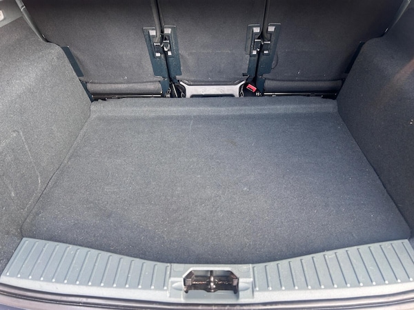 Used Ford C-Max 2011 for sale - 76252361: Photo 39