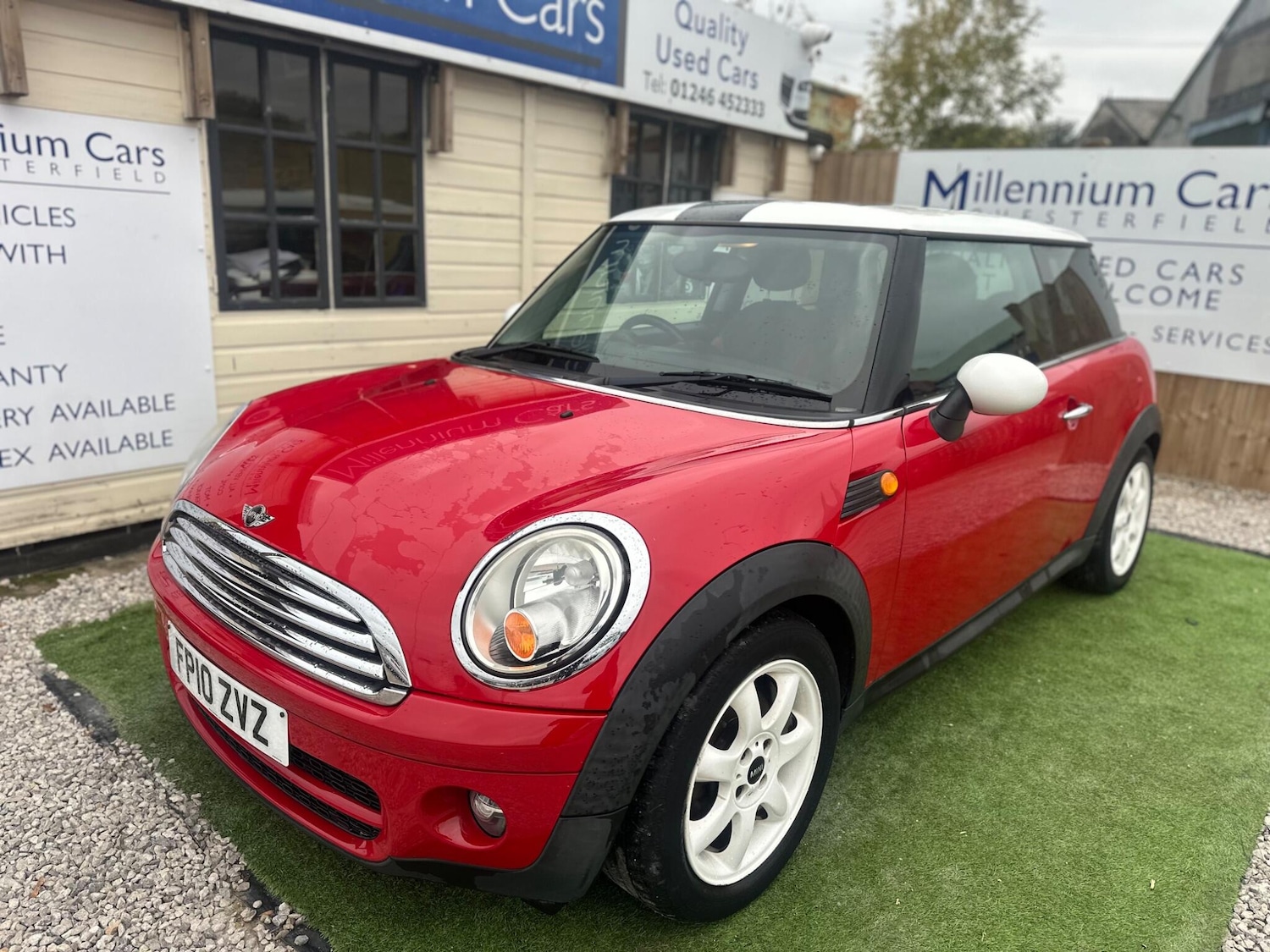 Used MINI Hatch 2010 for sale - 76995365: Photo 2