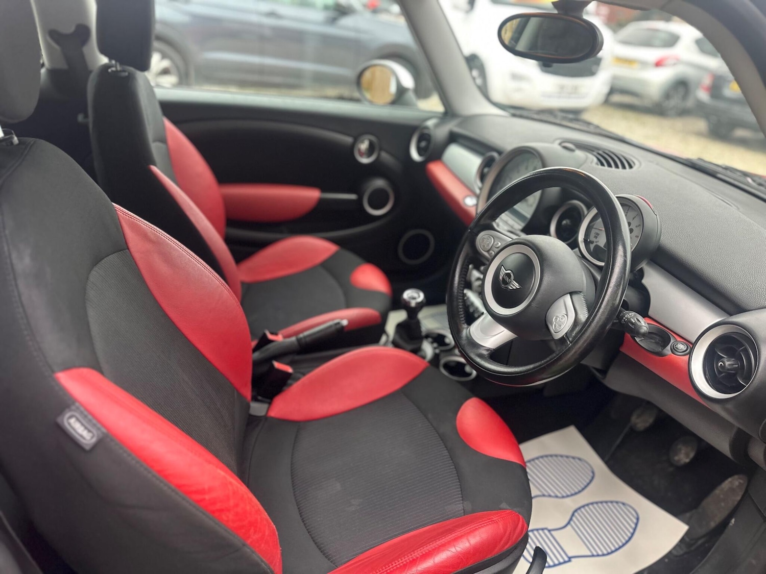 Used MINI Hatch 2010 for sale - 76995365: Photo 25