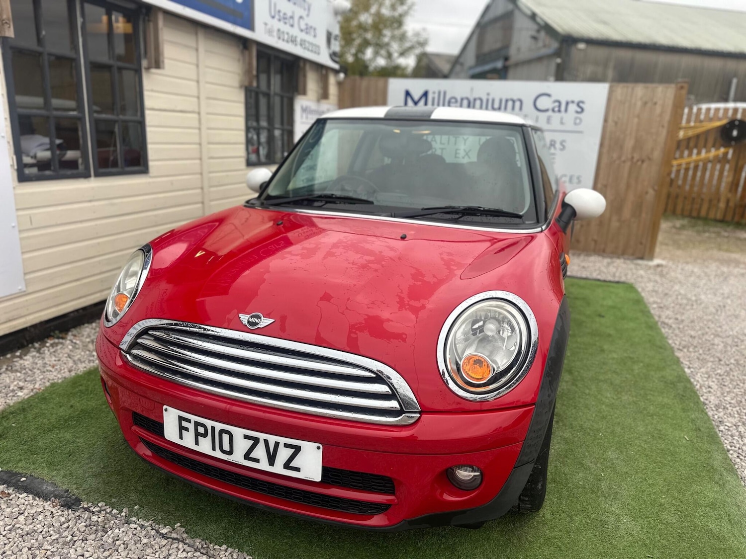 Used MINI Hatch 2010 for sale - 76995365: Photo 3