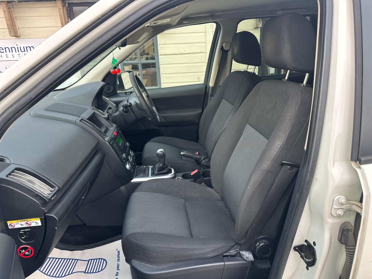 Used Land Rover Freelander 2010 for sale - 76997487: Photo 13