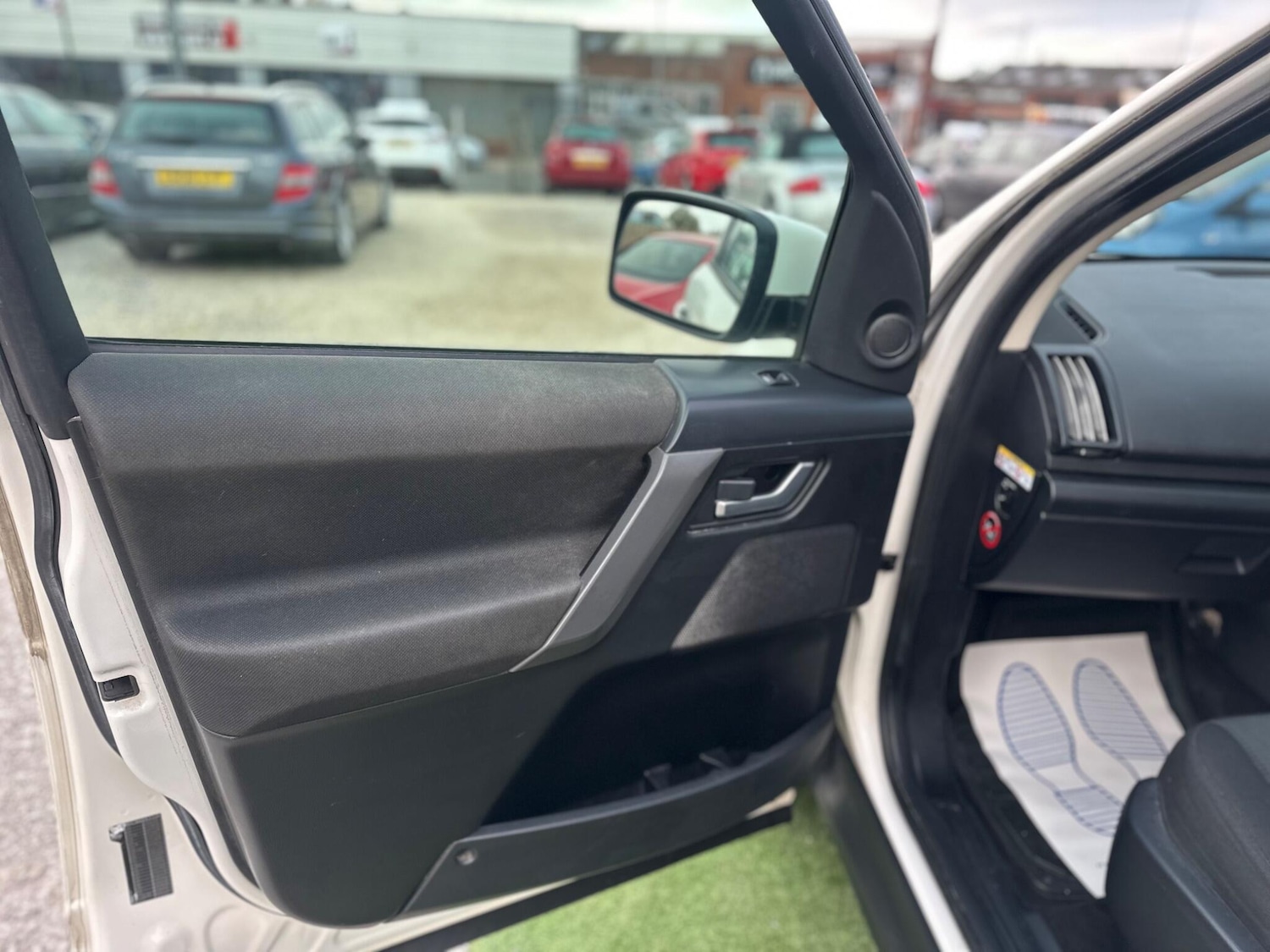 Used Land Rover Freelander 2010 for sale - 76997487: Photo 17