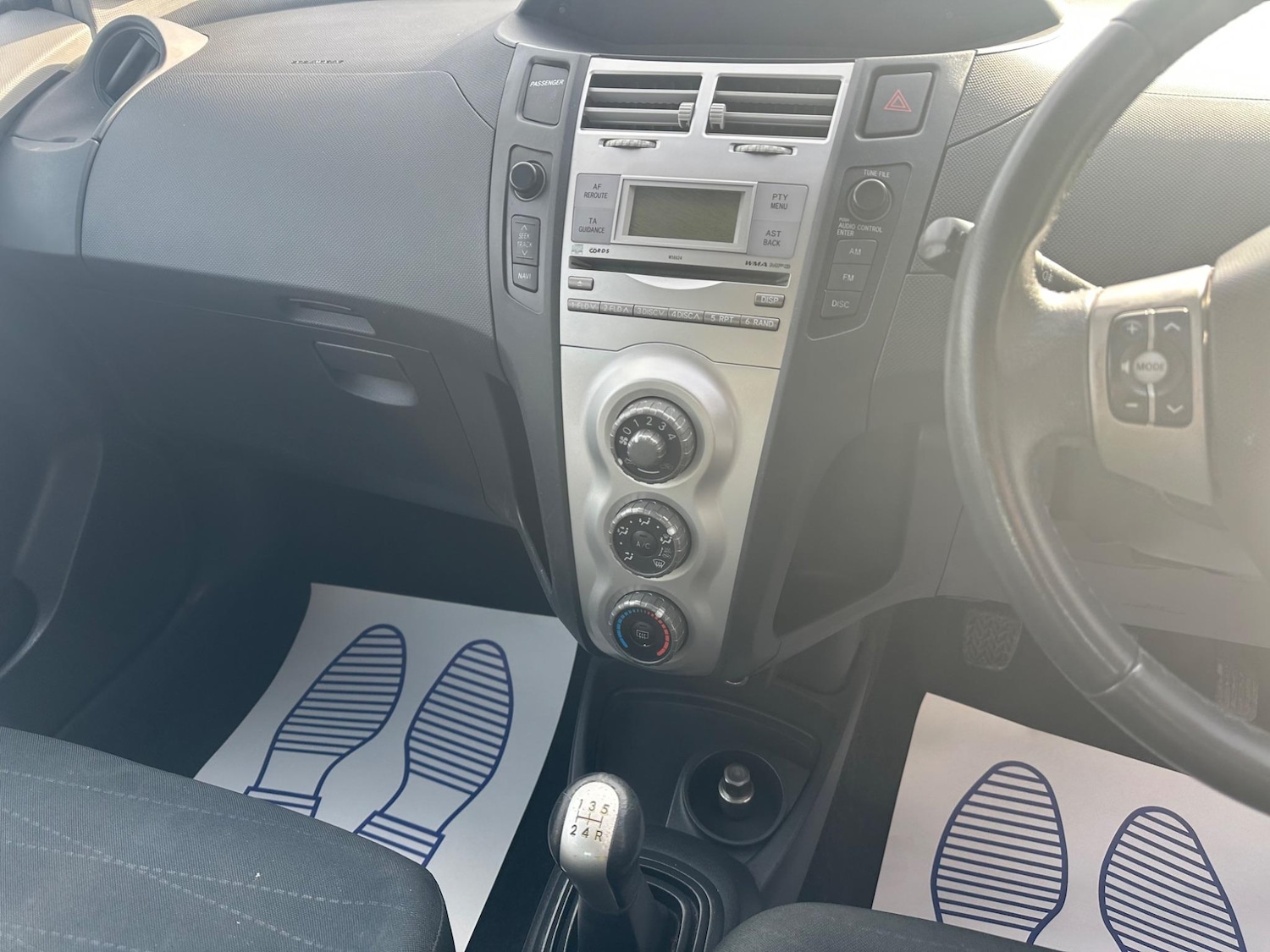 Used Toyota Yaris 2009 for sale - 76991080: Photo 15