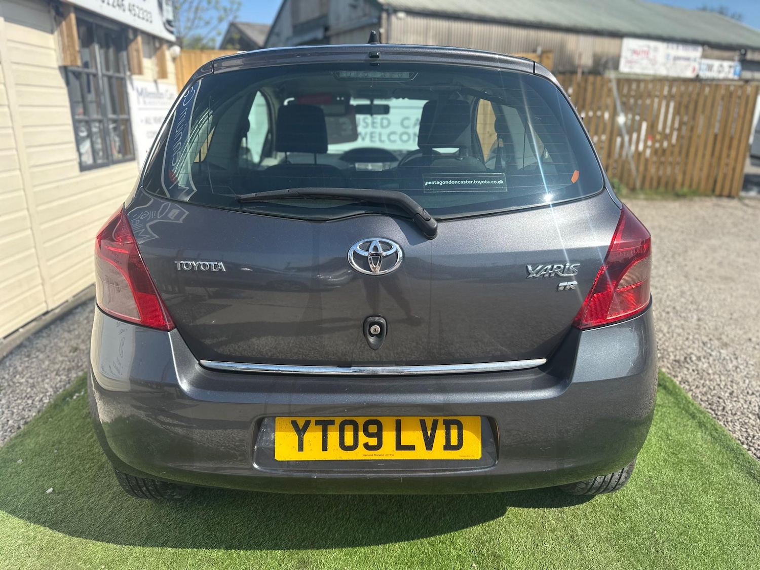 Used Toyota Yaris 2009 for sale - 76991080: Photo 9