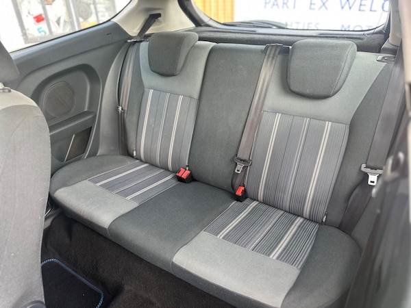 Used Ford Fiesta 2010 for sale - 75609378: Photo 13