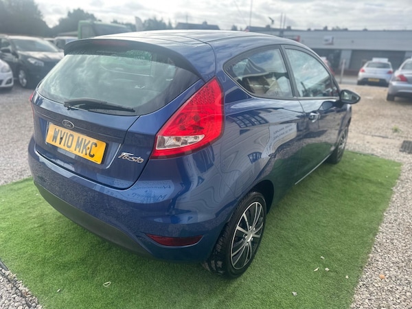 Used Ford Fiesta 2010 for sale - 75609378: Photo 9