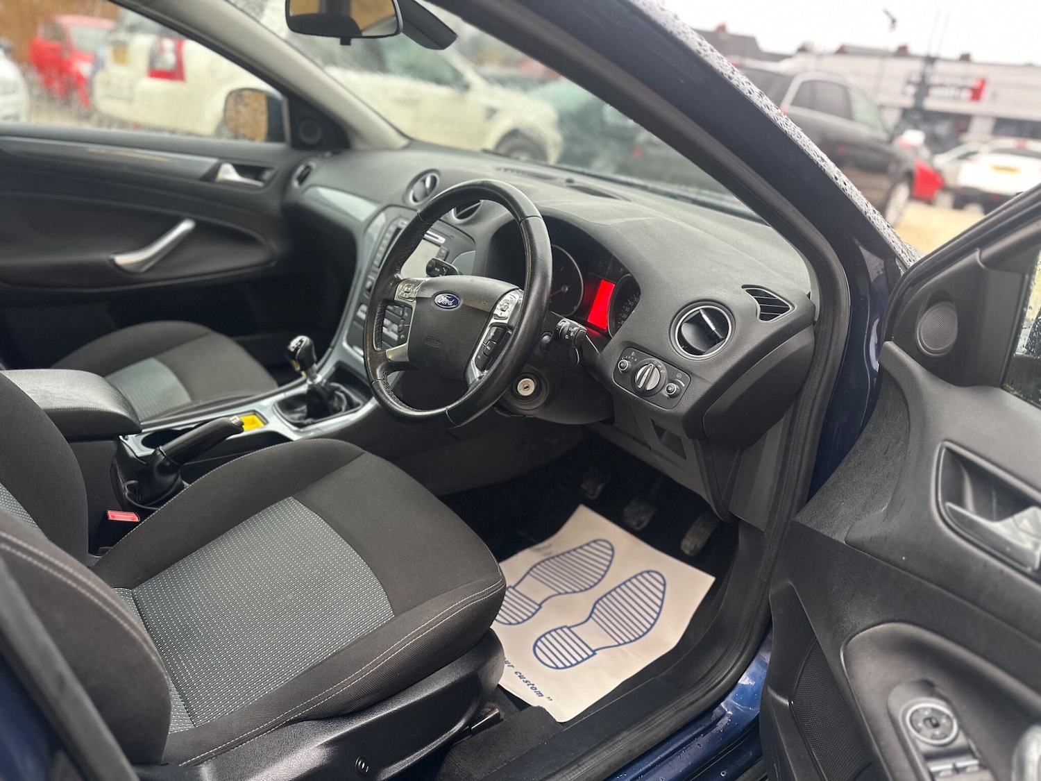 Used Ford Mondeo 2011 for sale - 77291392: Photo 32