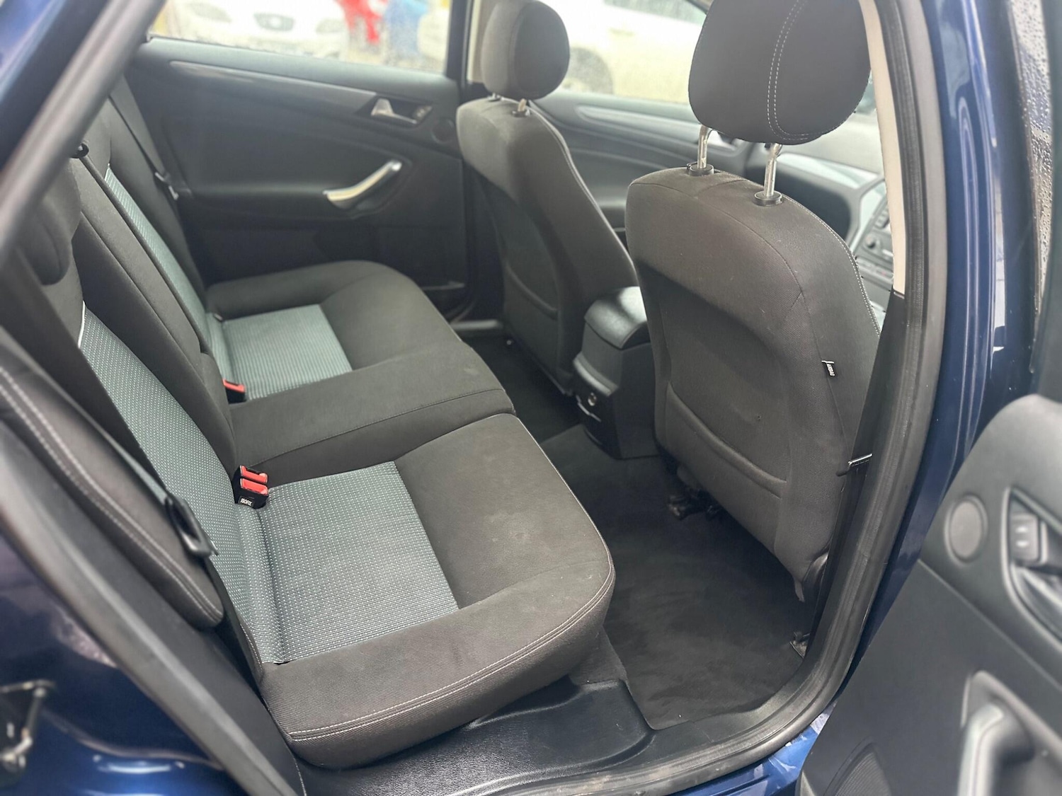 Used Ford Mondeo 2011 for sale - 78186513: Photo 28