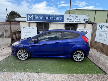 Used Ford Fiesta 2015 for sale - 79821343: Photo