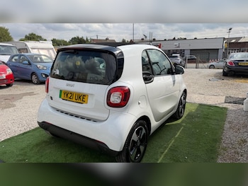 Used smart fortwo 2021 for sale - 79291470: Photo