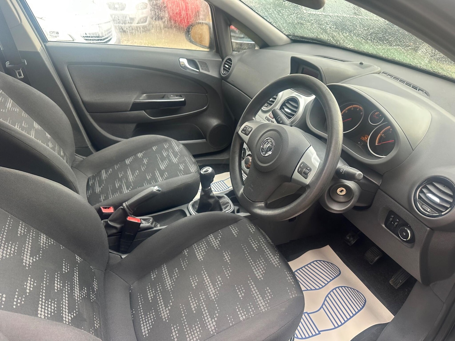 Used Vauxhall Corsa 2012 for sale - 76633255: Photo 27