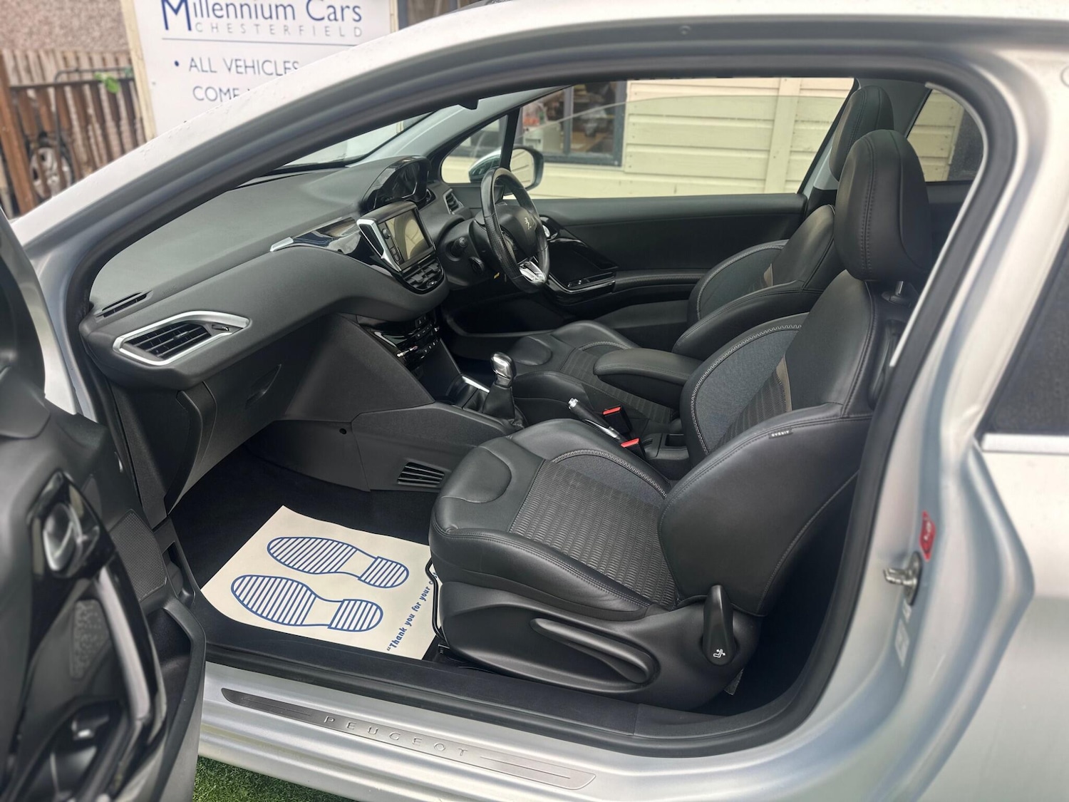 Used Peugeot 208 2013 for sale - 76072019: Photo 11