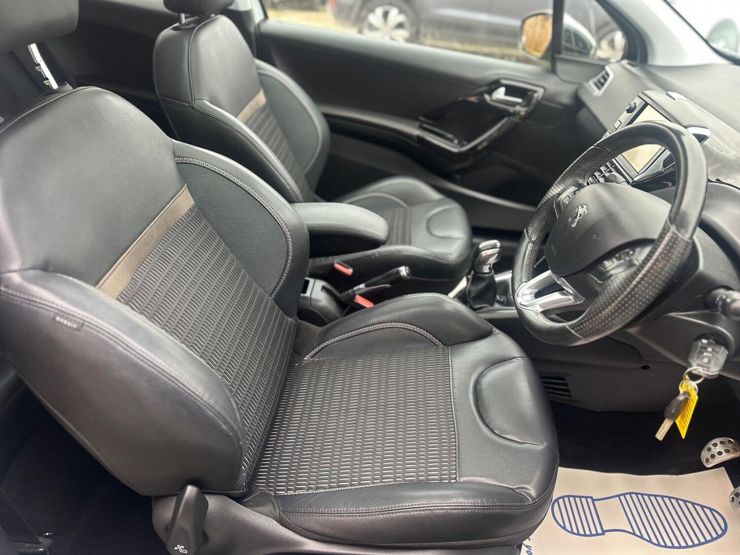 Used Peugeot 208 2013 for sale - 76072019: Photo 30