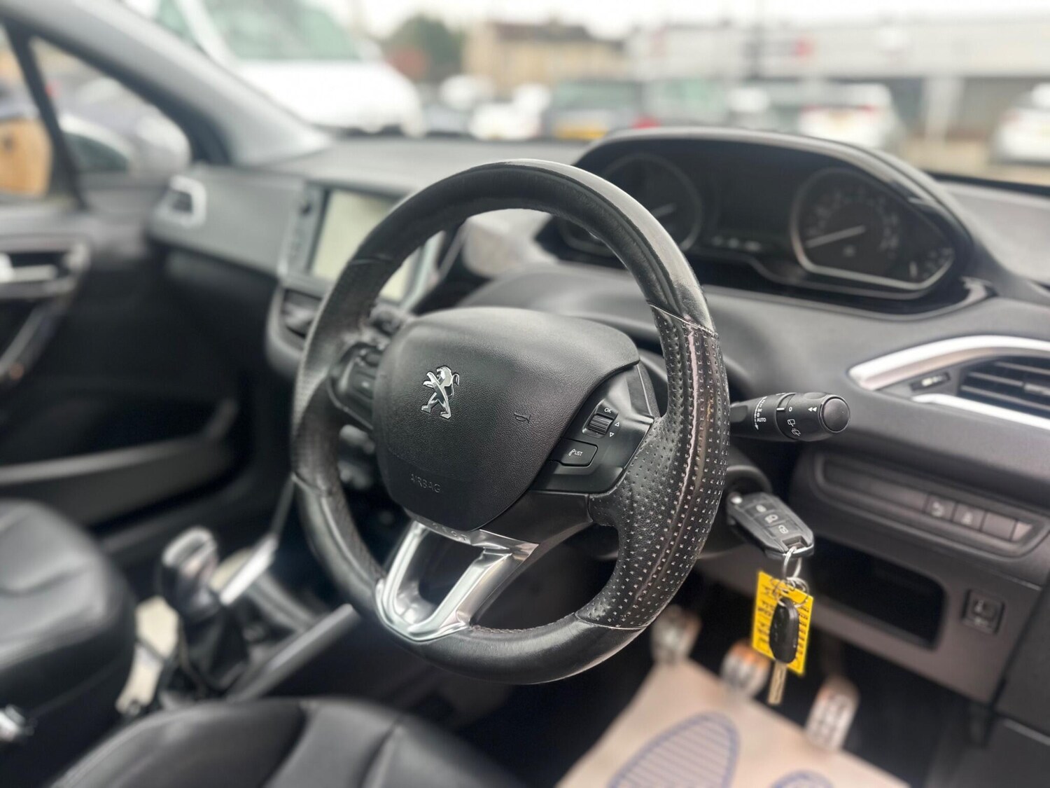 Used Peugeot 208 2013 for sale - 76072019: Photo 37