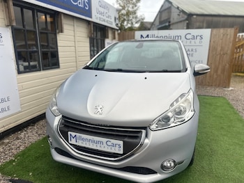 Used Peugeot 208 2013 for sale - 76072019: Photo
