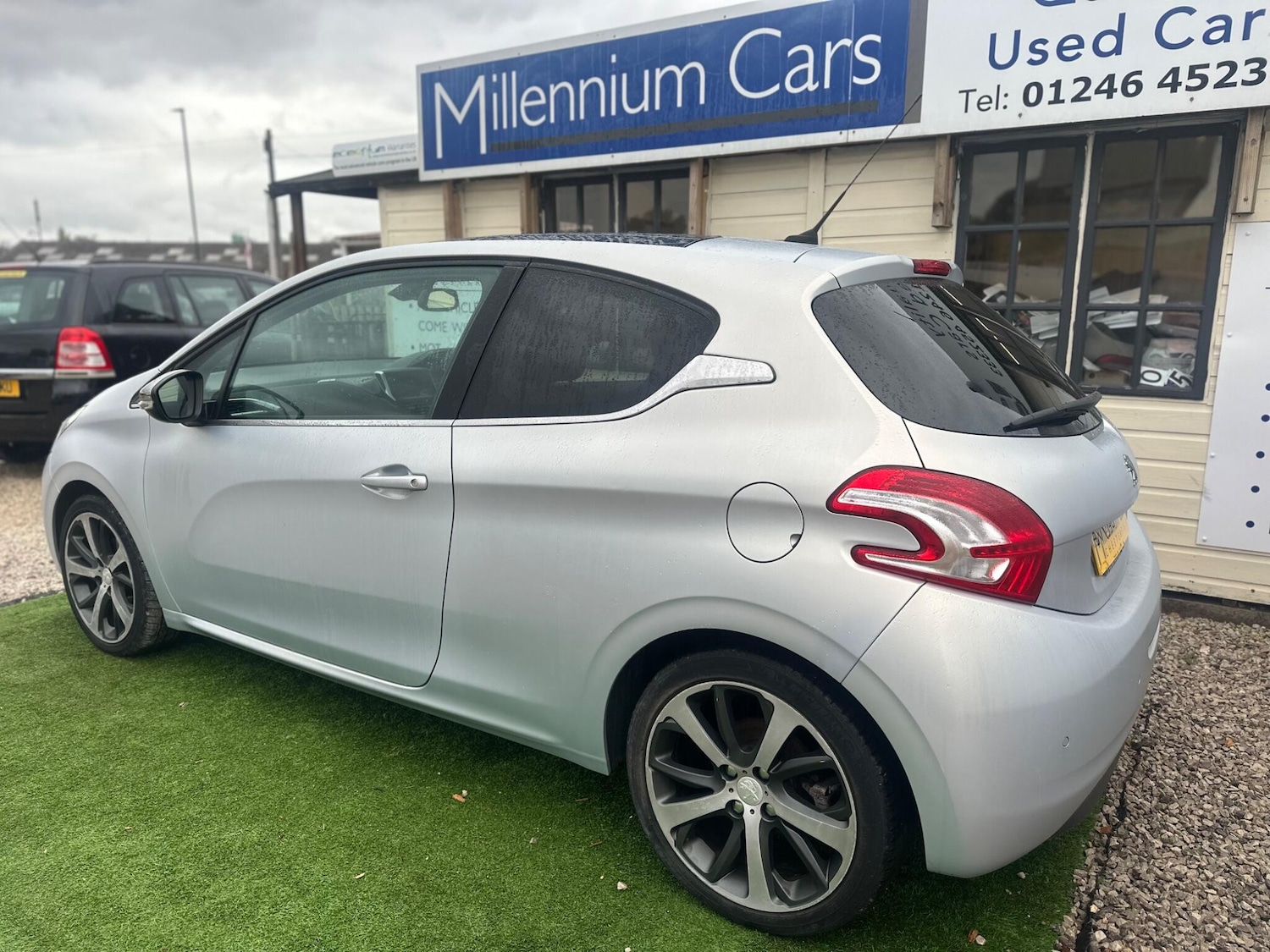 Used Peugeot 208 2013 for sale - 76072019: Photo 8