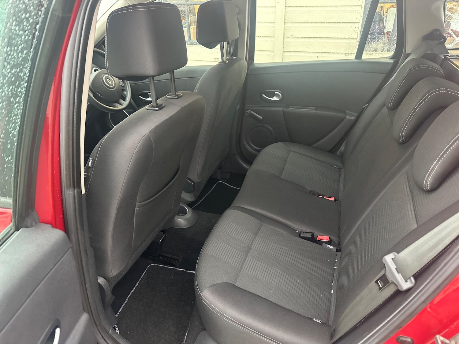 Used Renault Clio 2011 for sale - 76473821: Photo 14